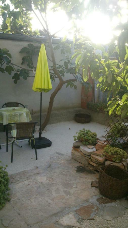Apartment Bozava - Nena Zewnętrze zdjęcie
